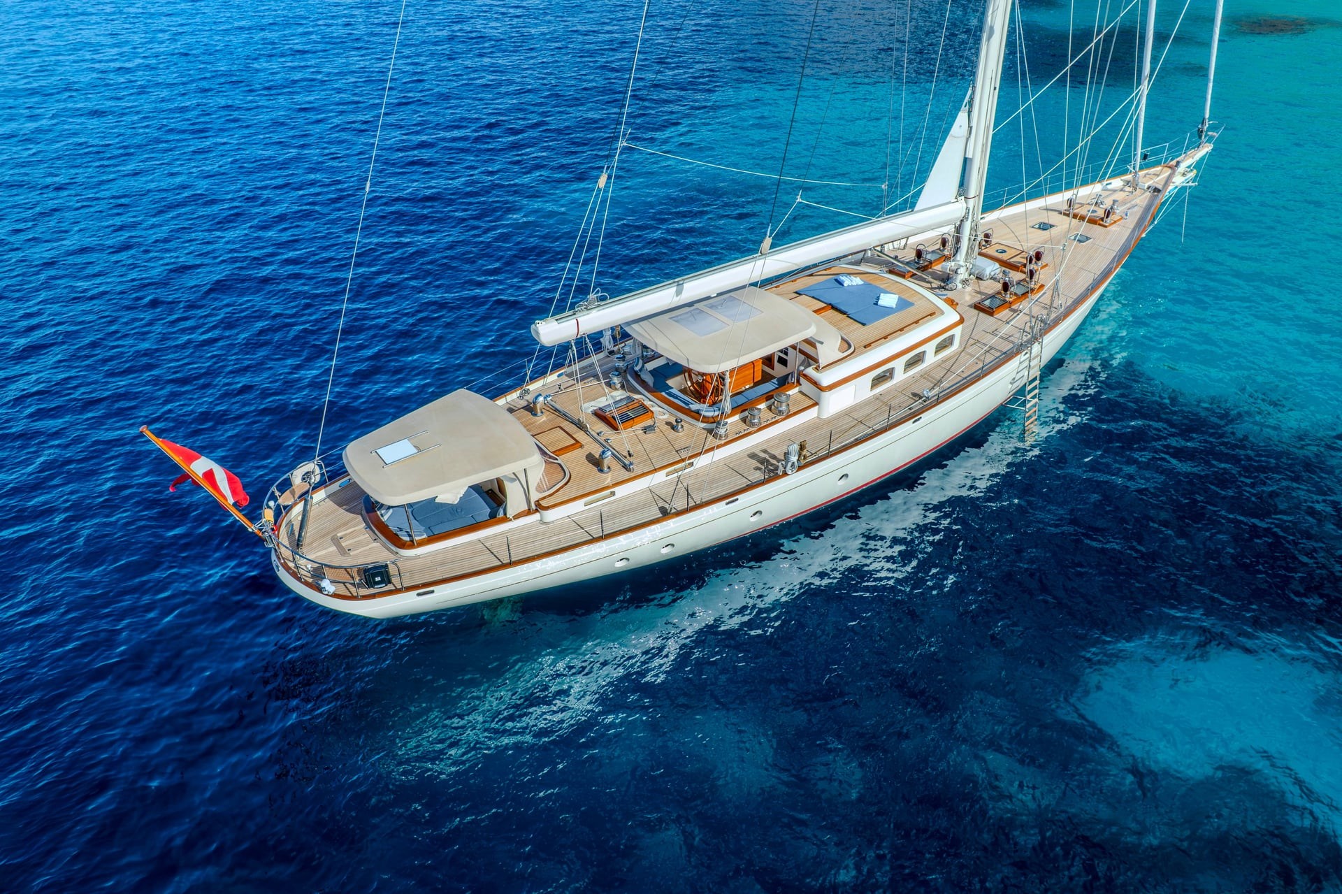 05-Royal Huisman FOFTEIN